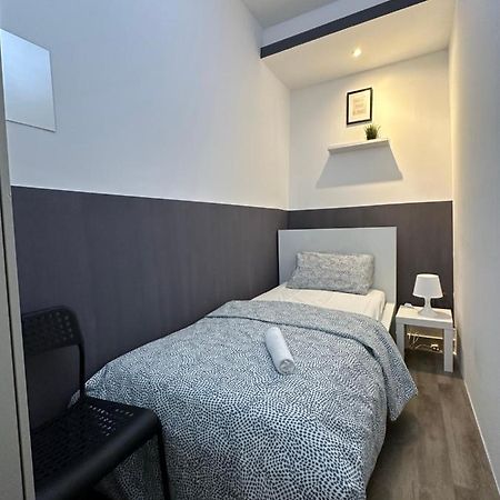 Traveller Partition Room In Al Barsha 1 Near Metro Dubai Esterno foto