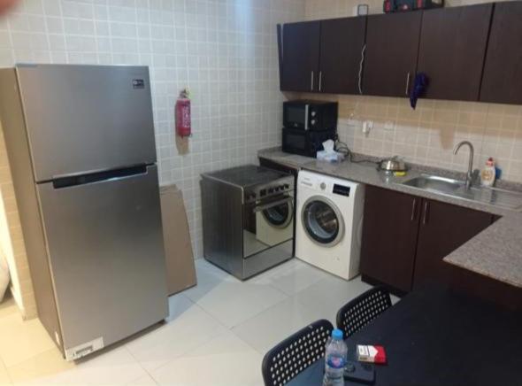 Traveller Partition Room In Al Barsha 1 Near Metro Dubai Esterno foto