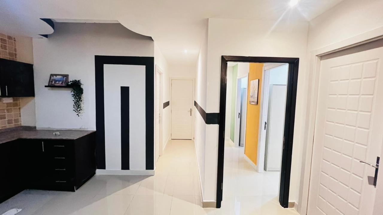 Traveller Partition Room In Al Barsha 1 Near Metro Dubai Esterno foto