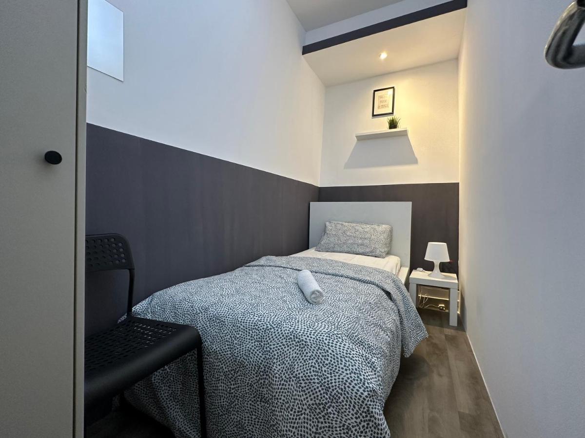 Traveller Partition Room In Al Barsha 1 Near Metro Dubai Esterno foto
